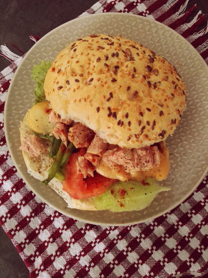 Śniadaniowy burger morsko - górski