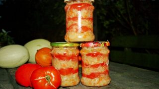 Kapusta kiszona z pomidorami, pyszne przetwory