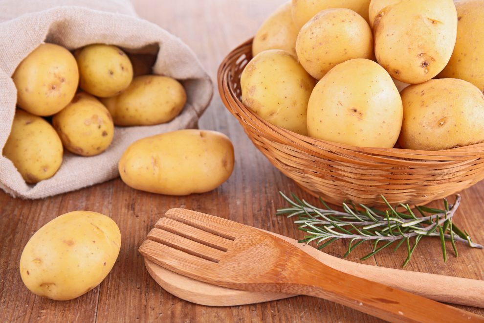 Jak długo gotować ziemniaki przed pieczeniem