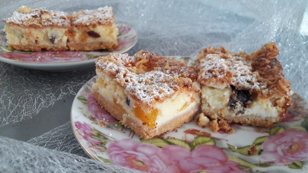 Sernik z brzoskwiniami / cheesecake with peaches