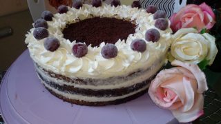 Tort czekoladowo - śmietankowy