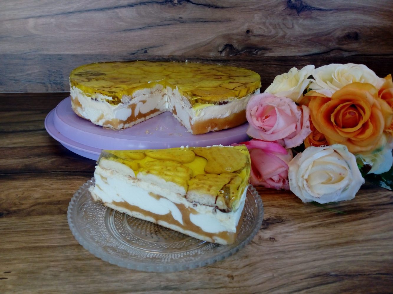 Łaciaty sernik na zimno