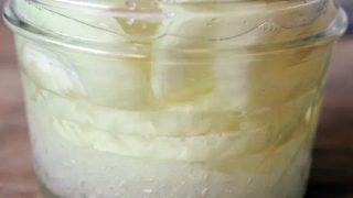 Przepis na syrop z cebuli – domowe lekarstwo na kaszel