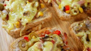 Tosty à la pizza – pyszne kanapki na ciepło