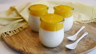 Deser jogurtowy z mango - fit