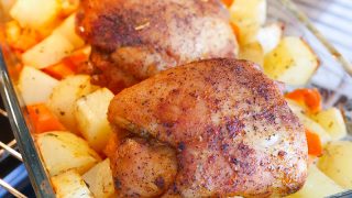 Kurczak pieczony na młodych ziemniakach