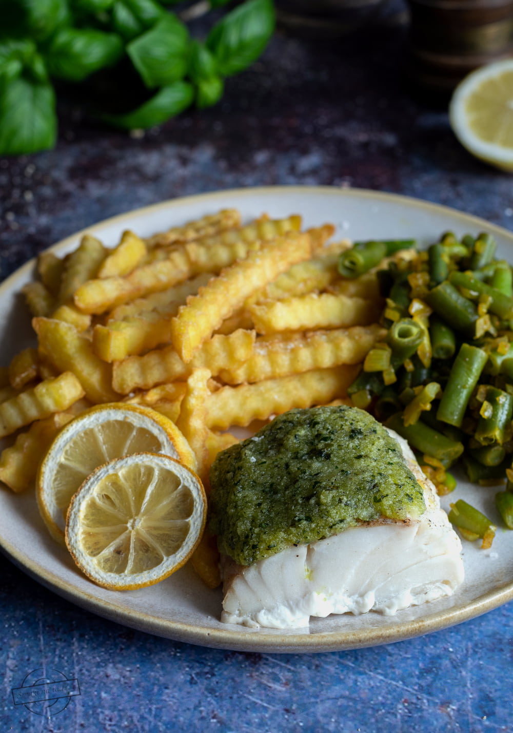 Dorsz pod ziołową pierzynką