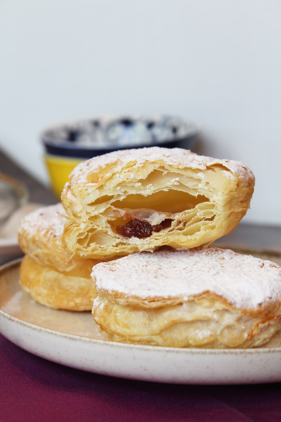 Pączki z ciasta francuskiego bez smażenia