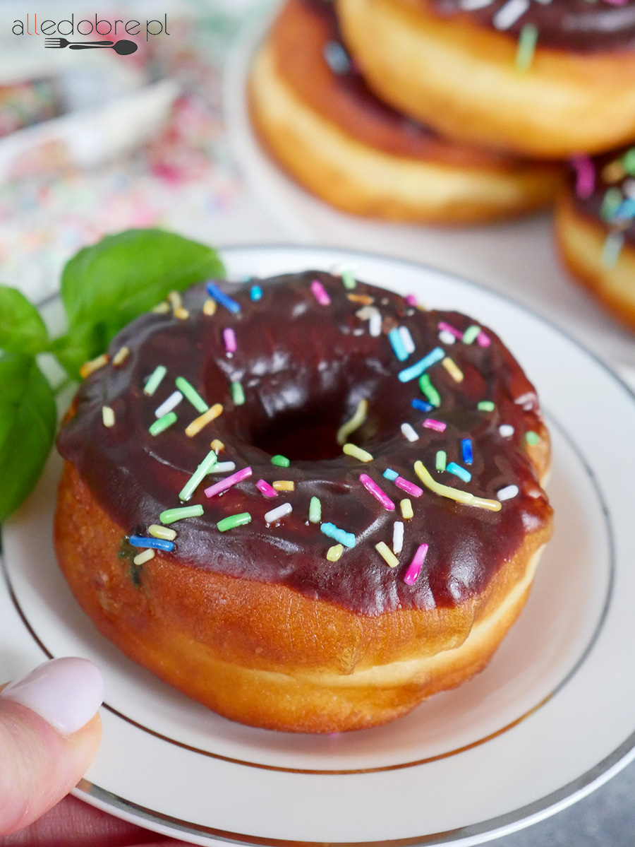 Pyszne pączki z dziurką