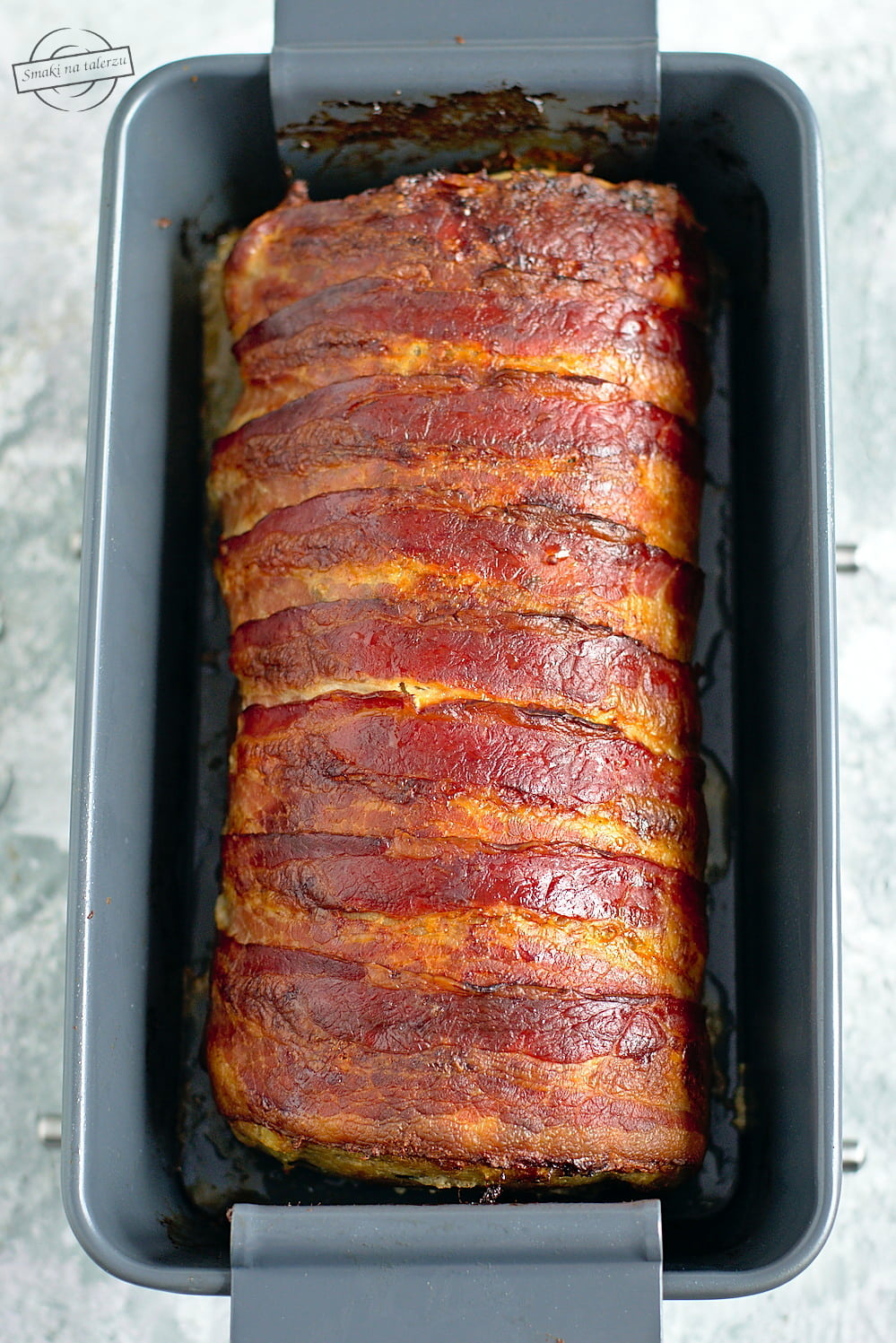 Rolada z mięsa mielonego z szynką i serem