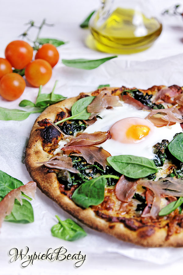 Pizza Ze Szpinakiem I Jajkiem SuperPrzepis pl
