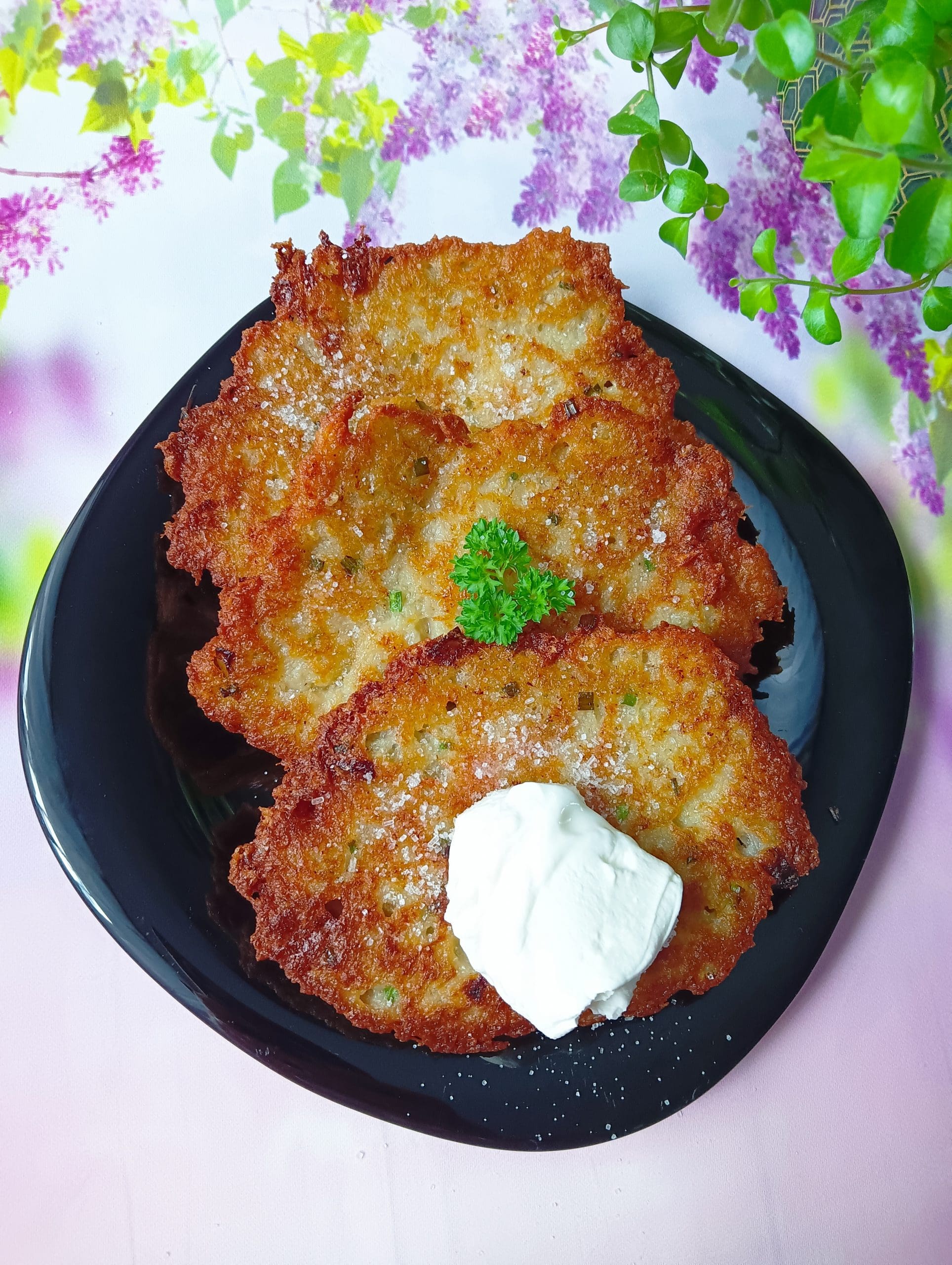 PLACKI ZIEMNIACZANE Z SERKIEM STRACCIATELLA