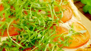 Szybka tarta z ricottą i pomidorami – pomysł na obiad lub kolację