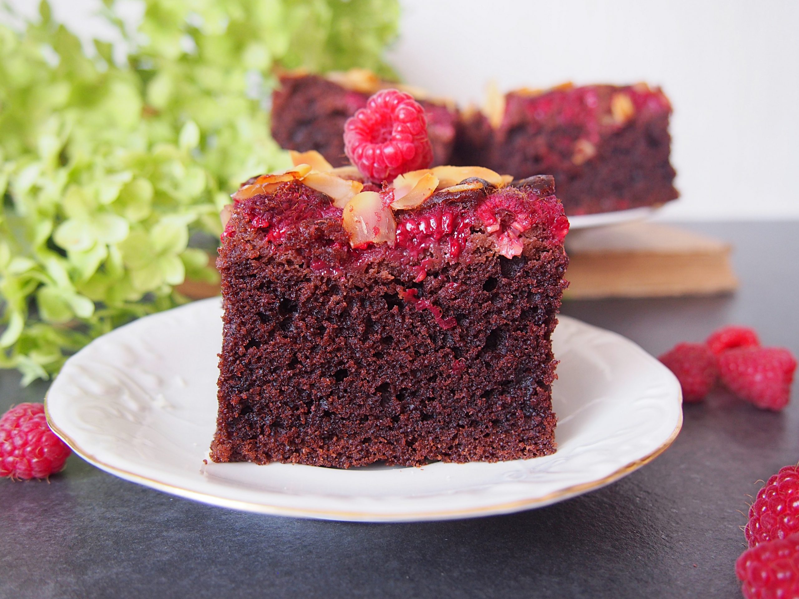 Czekoladowe Ciasto Z Malinami