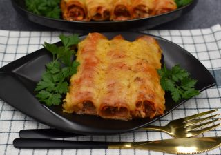 Cannelloni z mięsem mielonym i papryką