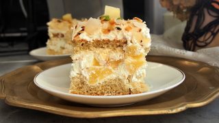 Śmietankowe ciasto z ananasem