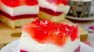 Ciasto Porzeczkowa Delicja – zachwyca smakiem i wyglądem