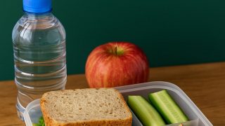 Powrót do szkoły – co dawać dziecku na drugie śniadanie