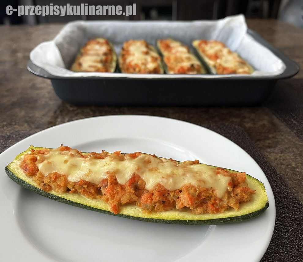 Cukinia faszerowana mięsem i warzywami – prosty i smaczny obiad