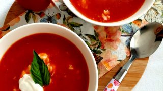 ZUPA KREM ZE ŚWIEŻYCH POMIDORÓW