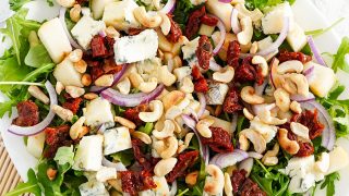 Sałatka z gorgonzolą i gruszką