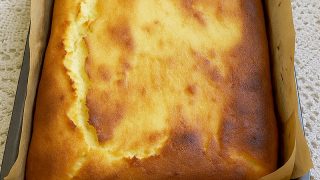 Puszysty sernik, który zawsze się udaje