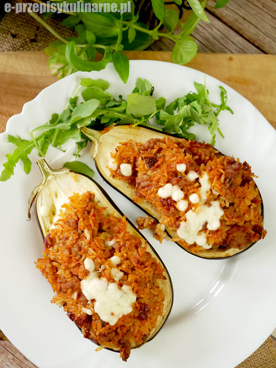 Bakłażany faszerowane ryżem i mięsem – prosty przepis