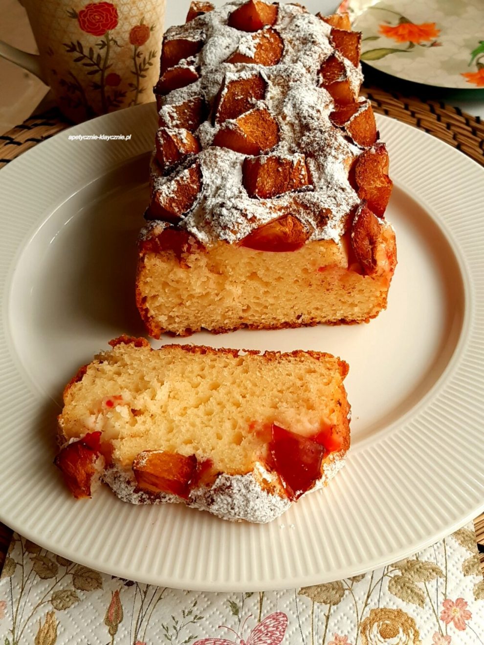 CIASTO JOGURTOWE ZE ŚLIWKAMI - sprawdzony przepis