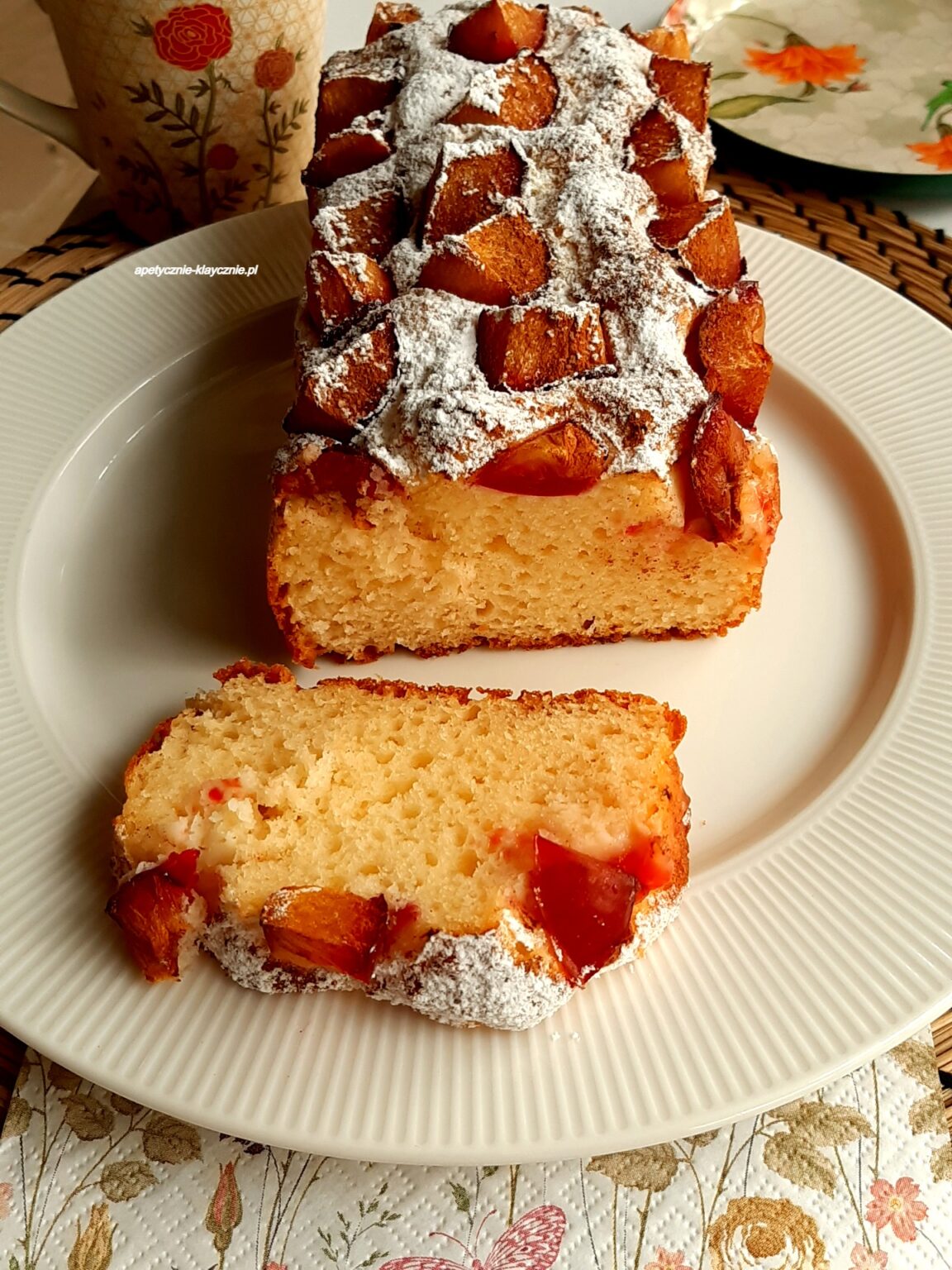 CIASTO JOGURTOWE ZE ŚLIWKAMI – sprawdzony przepis