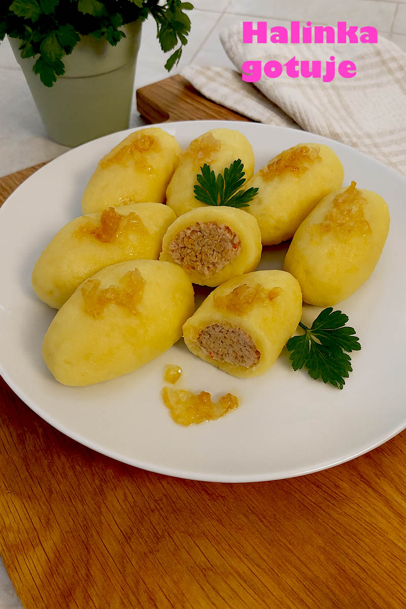 Kluski ziemniaczane z mięsem – pyszny, tradycyjny obiad