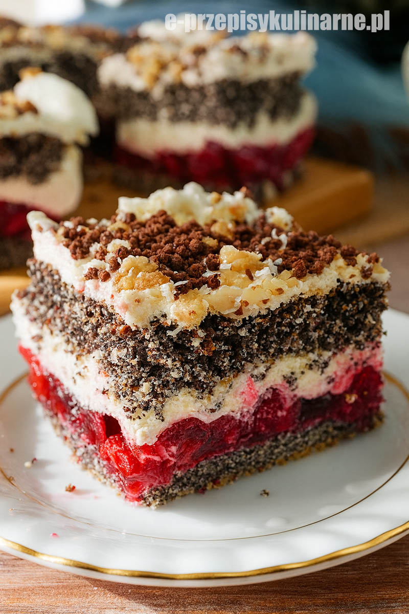 Ciasto Makowa Pokusa z wiśniami i kremem śmietankowym + FILM