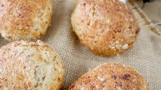 Błyskawiczne bułki twarogowe z air fryera