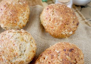 Błyskawiczne bułki twarogowe z air fryera