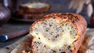 Chlebek bananowy ze skyrem