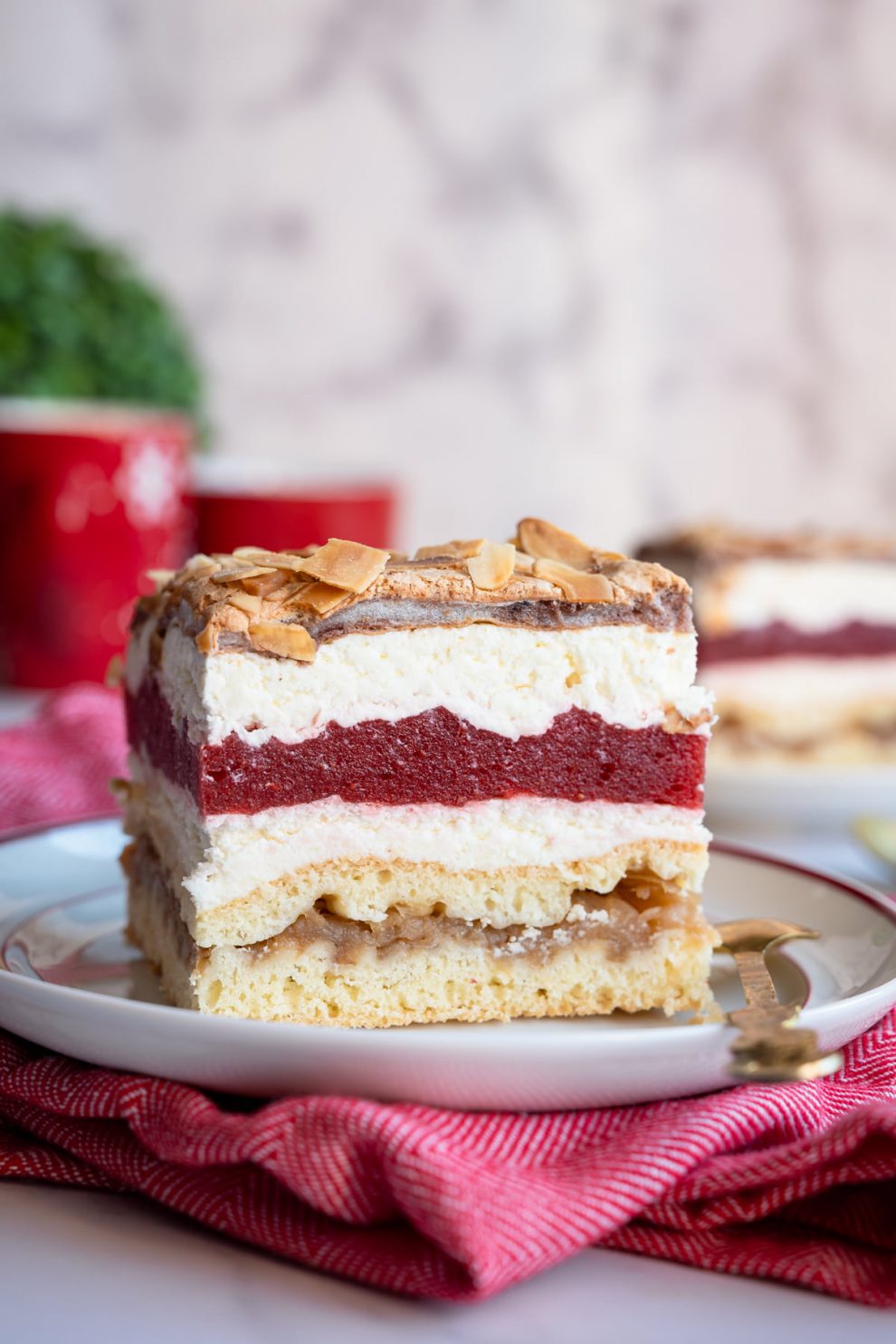 Jabłkowo-truskawkowe ciasto siostry Anastazji