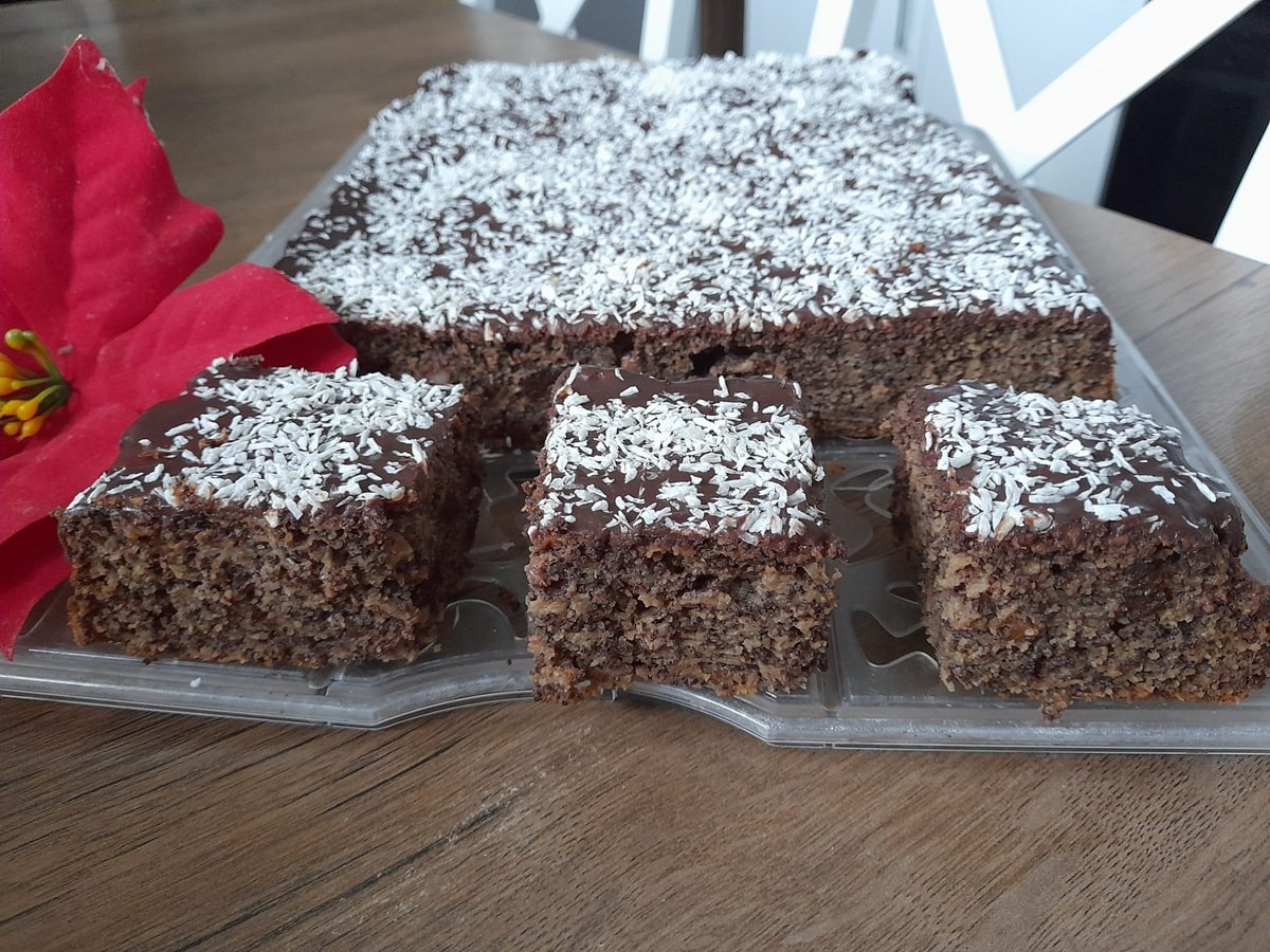 Makowiec japoński z masy makowej z puszki