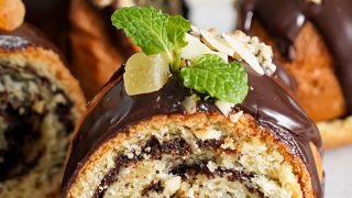 Drożdżowa babka makowa