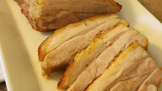 Boczek pieczony – domowy i pachnący, aż ciężko mu się oprzeć