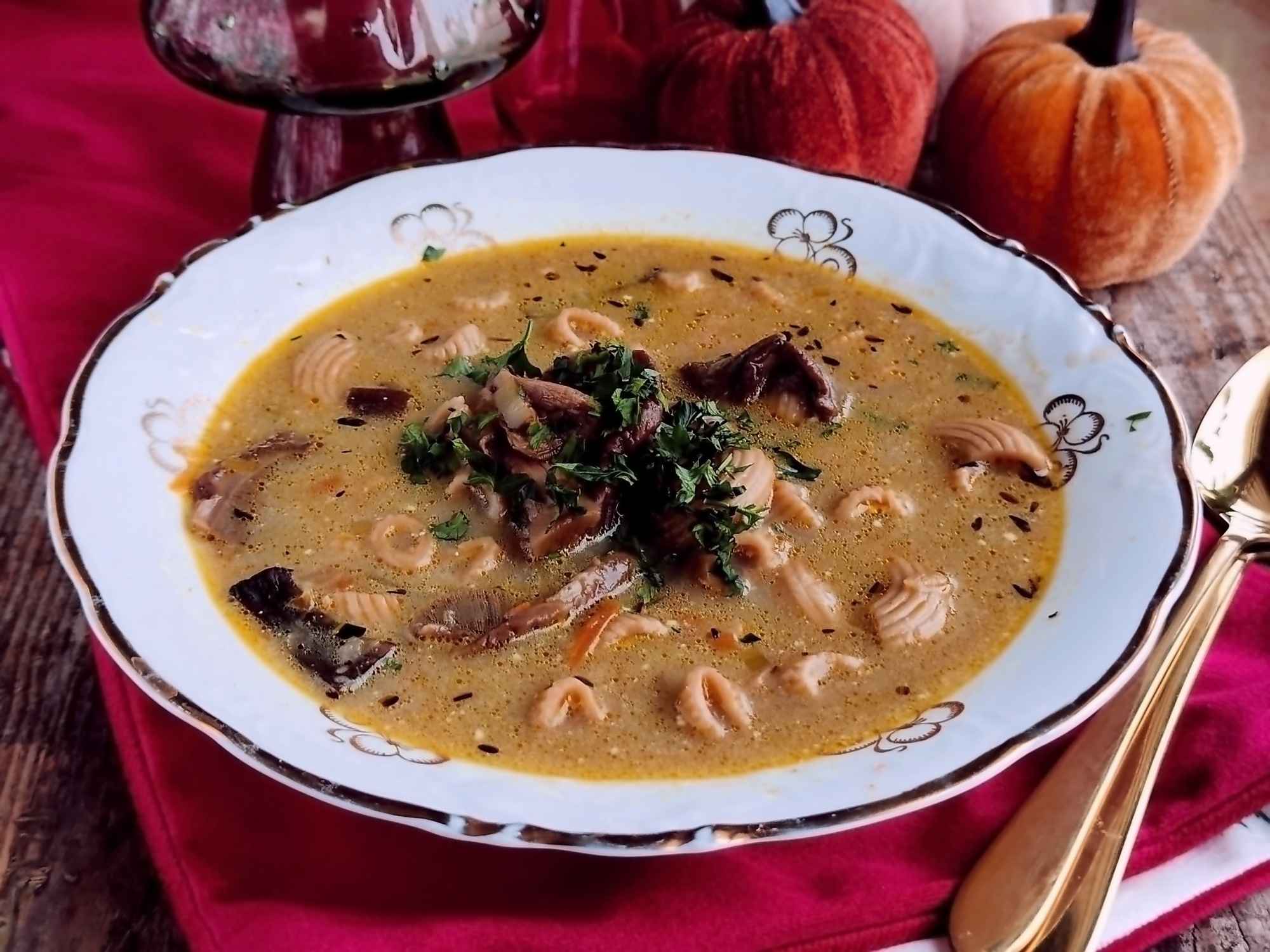 Prosta zupa grzybowa