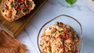 Pasta z makreli z pieczoną papryką