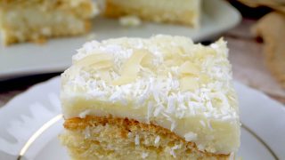 Ciasto Pijane Rafaello – wilgotne, kokosowe i obłędnie pyszne