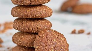 Kakaowe ciasteczka owsiane z kawałkami czekolady