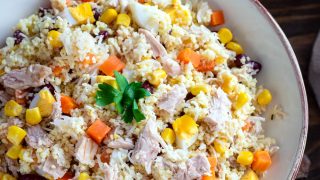 Sałatka z kuskusem i tuńczykiem