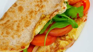 Tortilla śniadaniowa z jajkiem – szybki i pyszny przepis