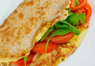 Tortilla śniadaniowa z jajkiem – szybki i pyszny przepis