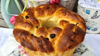 Babka drożdżowa na krupczatce