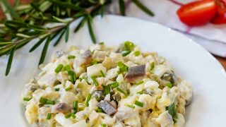 Sałatka ze śledziem