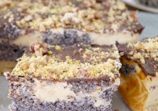 Łaciatek z makiem – efektowne i bardzo smaczne ciasto