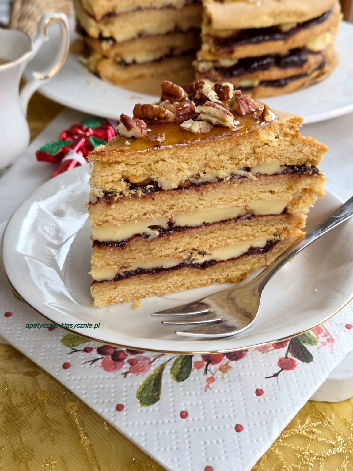 MIODOWNIK Z BUDYNIEM I POWIDŁAMI ŚLIWKOWYMI