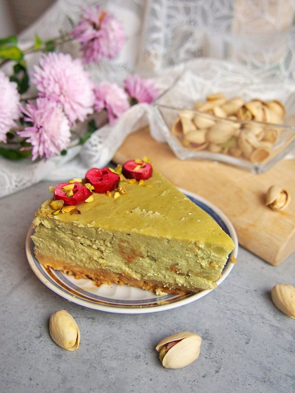 Najlepszy Sernik Pistacjowy – Kremowy Delikatny i Zawsze Udany!